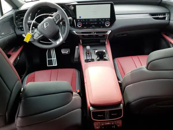 2T2BCMEA0SC022643 2025 LEXUS RX - Image 8