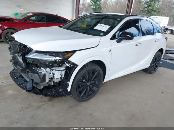 2T2BCMEA0TC023499 2026 LEXUS RX - Image 2