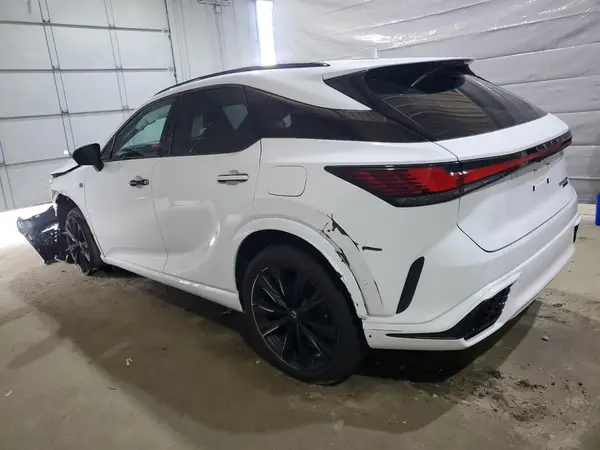 2T2BCMEA1PC005177 2023 LEXUS RX - Image 2