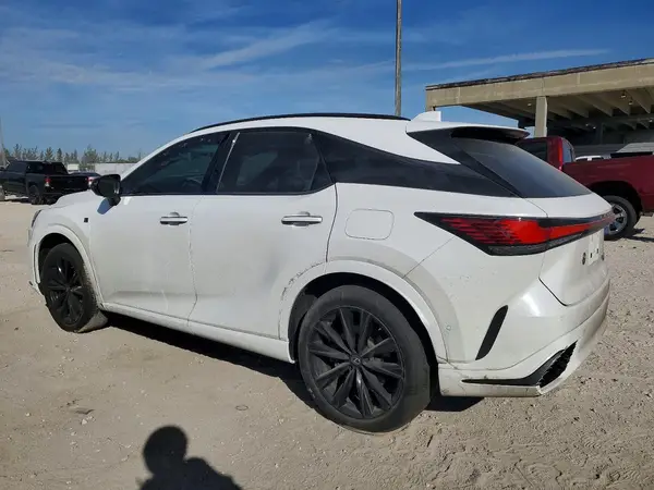 2T2BCMEA1PC006622 2023 LEXUS RX - Image 2