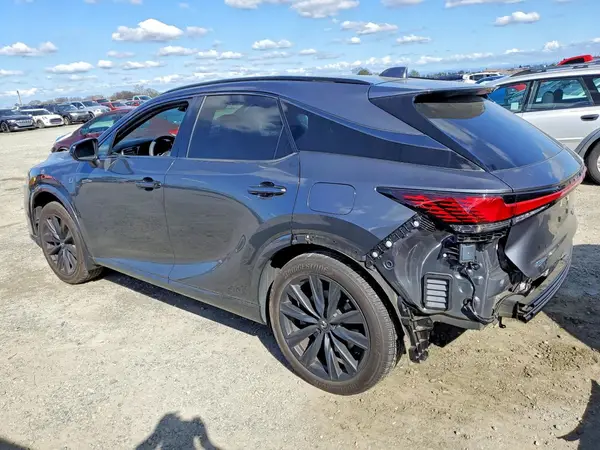 2T2BCMEA1RC019261 2024 LEXUS RX - Image 2