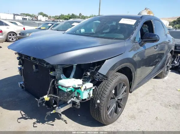 2T2BCMEA1RC020345 2024 LEXUS RX - Image 2