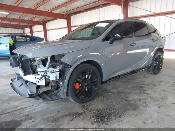 2T2BCMEA1SC022408 2025 LEXUS RX - Image 2