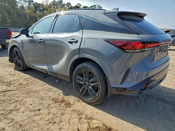 2T2BCMEA1SC022425 2025 LEXUS RX - Image 2