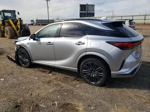 2T2BCMEA2PC008010 2023 LEXUS RX - Image 2