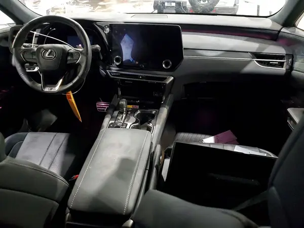 2T2BCMEA2RC013663 2024 LEXUS RX - Image 8