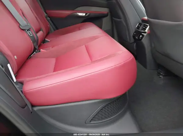 2T2BCMEA2RC015123 2024 LEXUS RX - Image 8