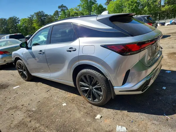 2T2BCMEA2RC015591 2024 LEXUS RX - Image 2