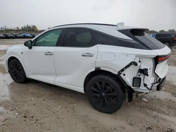 2T2BCMEA2RC019916 2024 LEXUS RX - Image 2
