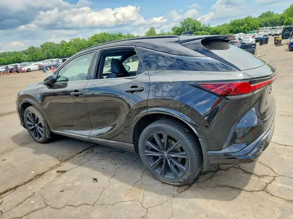 2T2BCMEA3PC009151 2023 LEXUS RX - Image 2