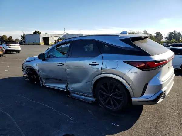 2T2BCMEA3RC010805 2024 LEXUS RX - Image 2