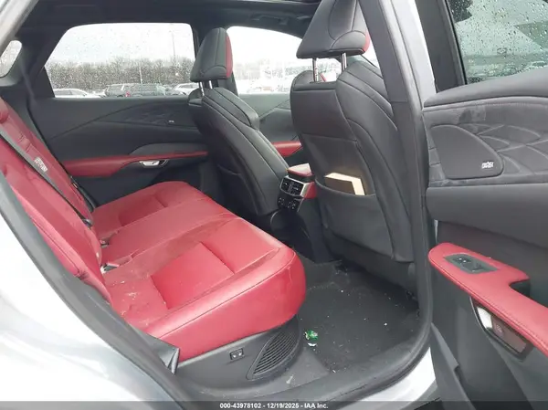 2T2BCMEA3RC017611 2024 LEXUS RX - Image 8