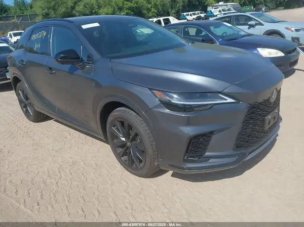 2T2BCMEA3SC022085 2025 LEXUS RX - Image 1