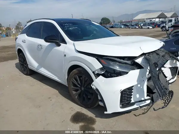 2T2BCMEA4PC001365 2023 LEXUS RX - Image 1