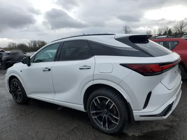 2T2BCMEA4PC003343 2023 LEXUS RX - Image 2
