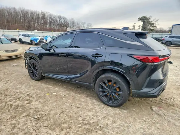 2T2BCMEA4RC019237 2024 LEXUS RX - Image 2