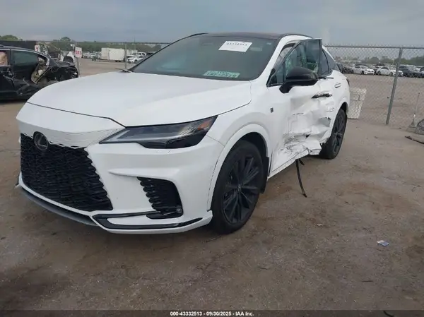 2T2BCMEA5RC012782 2024 LEXUS RX - Image 2