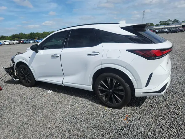 2T2BCMEA5RC014130 2024 LEXUS RX - Image 2