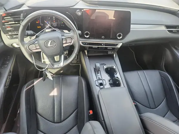 2T2BCMEA5RC014130 2024 LEXUS RX - Image 8
