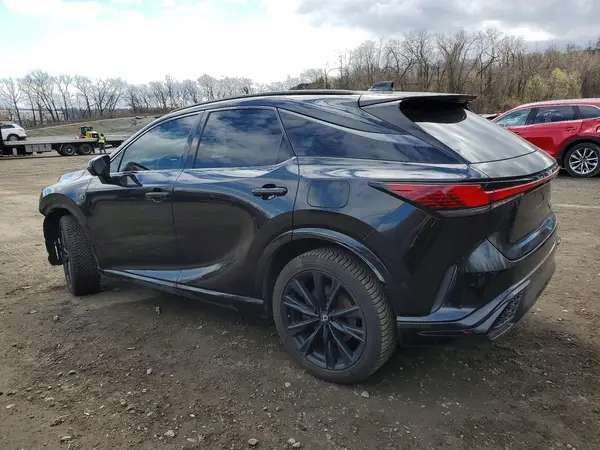 2T2BCMEA6PC002470 2023 LEXUS RX - Image 2