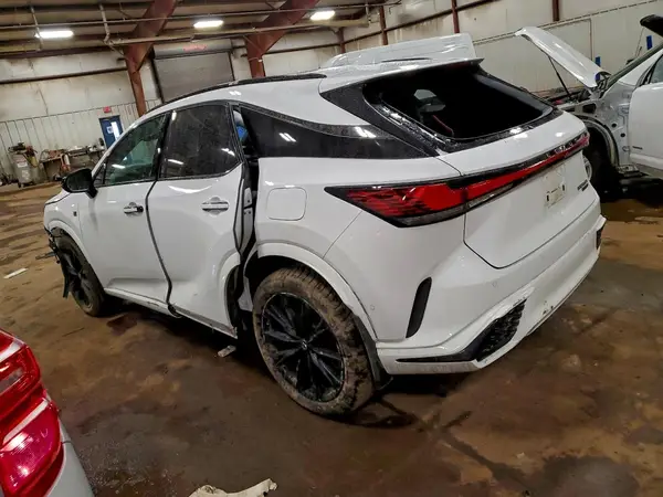 2T2BCMEA6PC005093 2023 LEXUS RX - Image 2