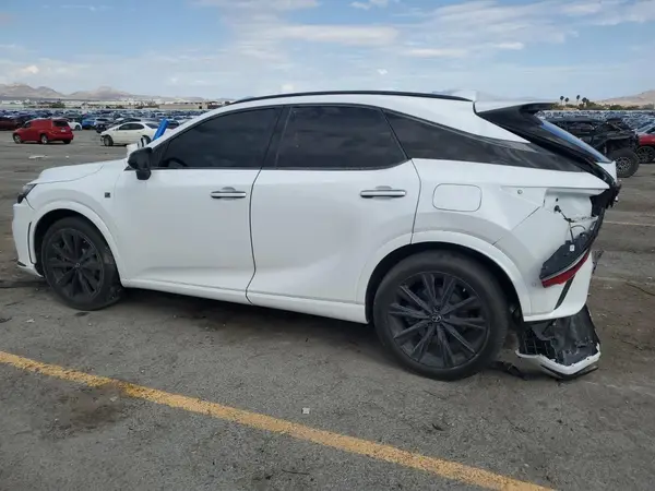 2T2BCMEA6PC010505 2023 LEXUS RX - Image 2