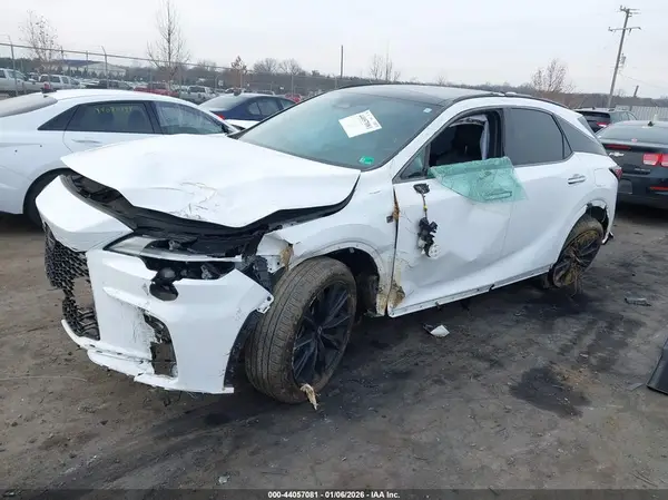 2T2BCMEA6RC012905 2024 LEXUS RX - Image 2