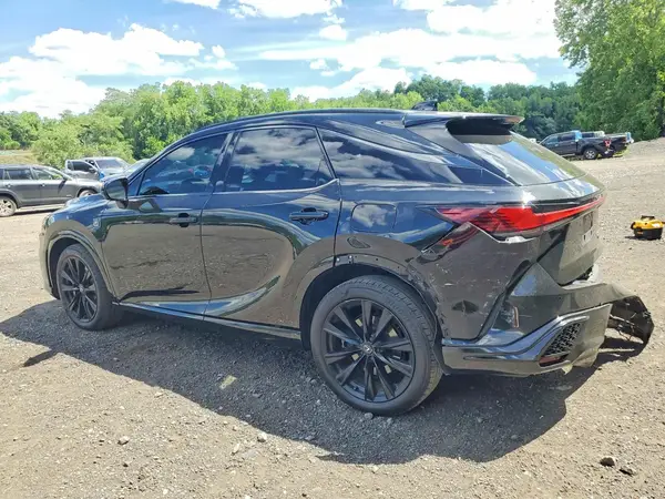 2T2BCMEA6RC015982 2024 LEXUS RX - Image 2