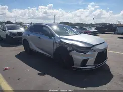 2T2BCMEA6SC020976 2025 LEXUS RX