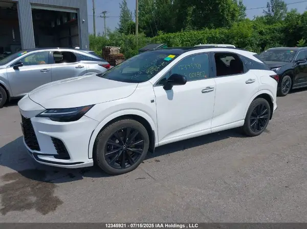 2T2BCMEA7PC001862 2023 LEXUS RX - Image 2