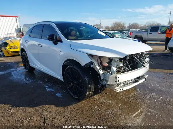 2T2BCMEA7PC007239 2023 LEXUS RX - Image 1
