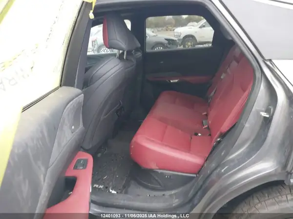 2T2BCMEA7PC008259 2023 LEXUS RX - Image 8