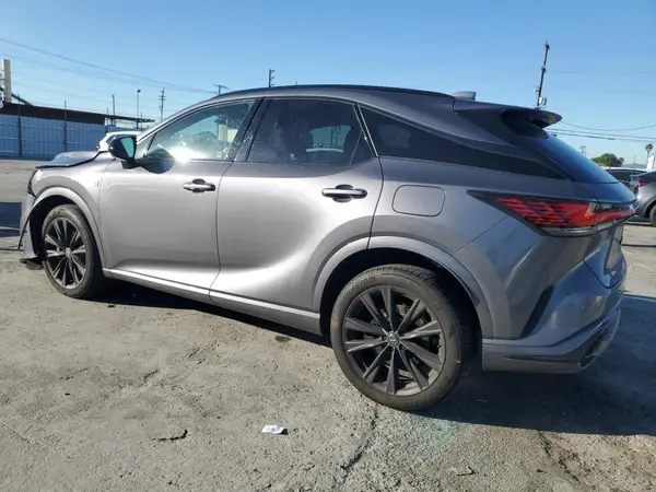 2T2BCMEA7PC009668 2023 LEXUS RX - Image 2