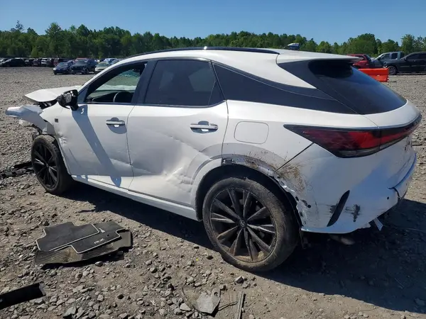 2T2BCMEA7RC017126 2024 LEXUS RX - Image 2
