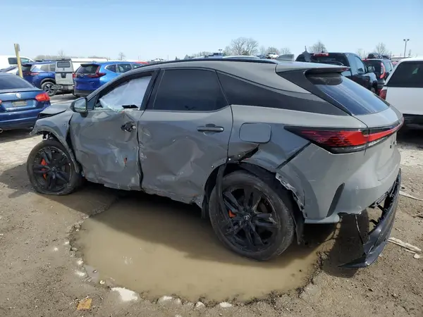 2T2BCMEA7SC021537 2025 LEXUS RX - Image 2