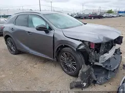 2T2BCMEA8PC001532 2023 LEXUS RX
