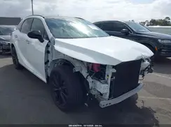 2T2BCMEA8PC007816 2023 LEXUS RX