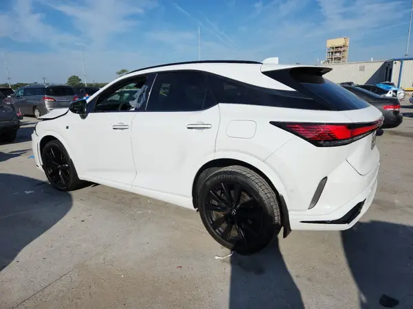2T2BCMEA8RC017409 2024 LEXUS RX - Image 2