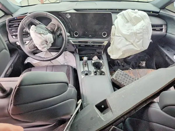 2T2BCMEA9PC004925 2023 LEXUS RX - Image 8