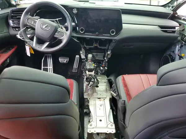 2T2BCMEA9PC007307 2023 LEXUS RX - Image 8