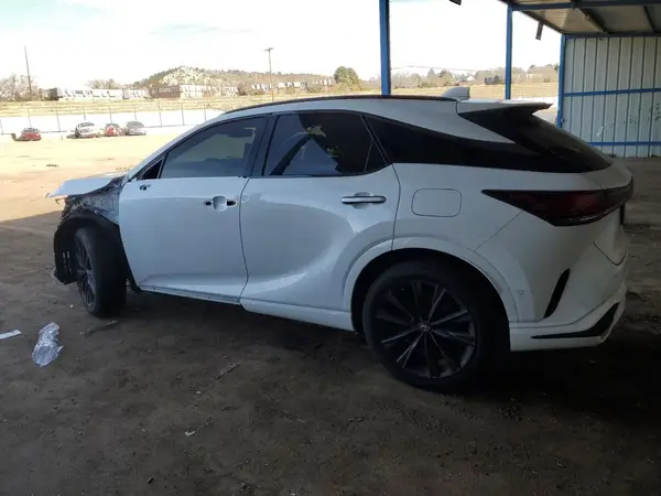 2T2BCMEA9PC008585 2023 LEXUS RX - Image 2