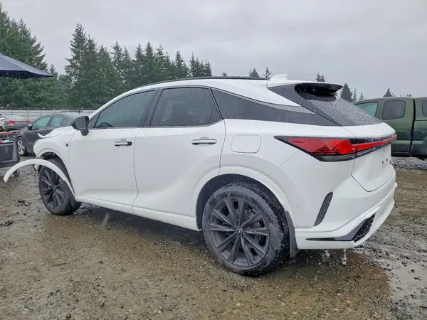 2T2BCMEA9RC013272 2024 LEXUS RX - Image 2