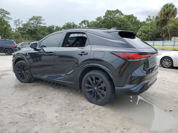 2T2BCMEA9RC019752 2024 LEXUS RX - Image 2