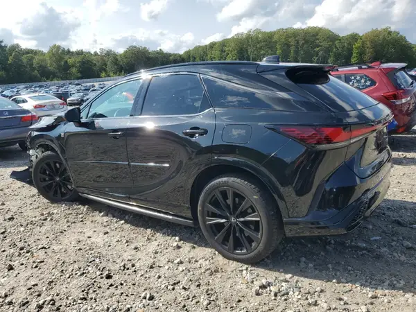 2T2BCMEAXPC006456 2023 LEXUS RX - Image 2