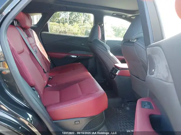 2T2BCMEAXPC007963 2023 LEXUS RX - Image 8