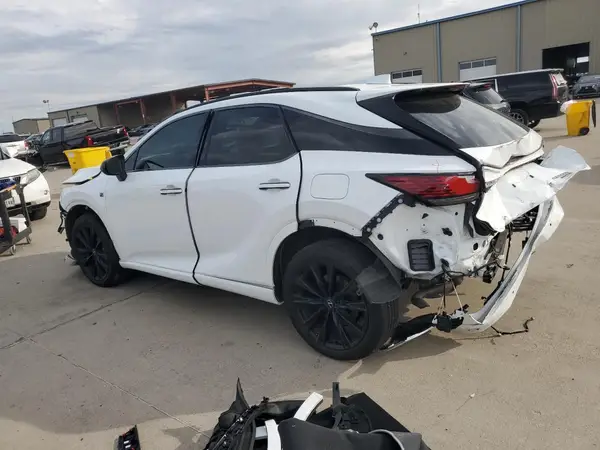 2T2BCMEAXRC012258 2024 LEXUS RX - Image 2