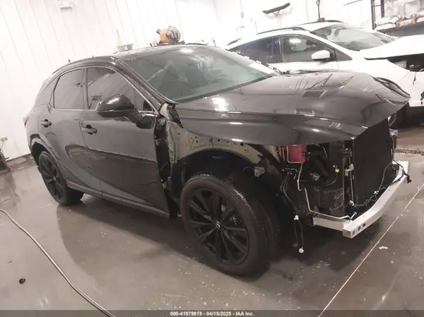 2T2BCMEAXRC018321 2024 LEXUS RX - Image 1