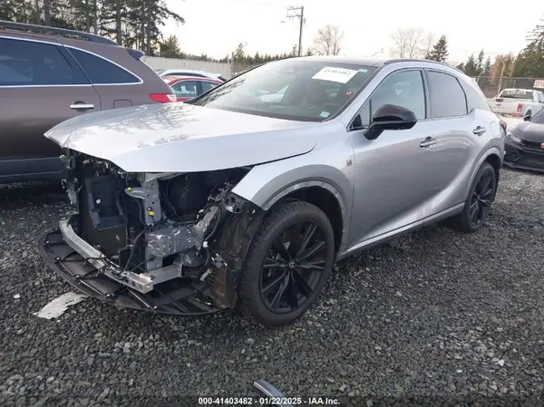 2T2BCMEAXRC018786 2024 LEXUS RX - Image 2