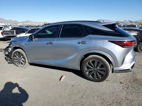2T2BCMEAXSC021015 2025 LEXUS RX - Image 2