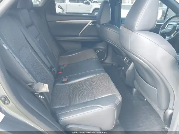 2T2BGMCA0KC029907 2019 LEXUS RX - Image 8
